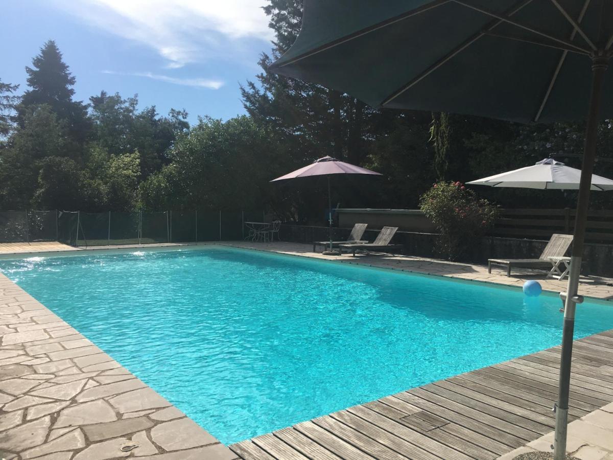 La Roulotte Des Bords De Saone Hotel Massieux Екстериор снимка